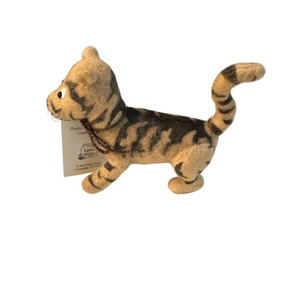 R John Wright #0250 of 3500 Winnie The Pooh - Pocket Tigger With Box Certificate - Picture 2 of 4